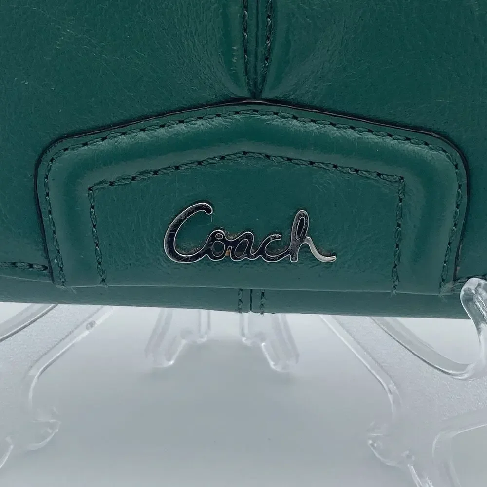Coach ashley wallet